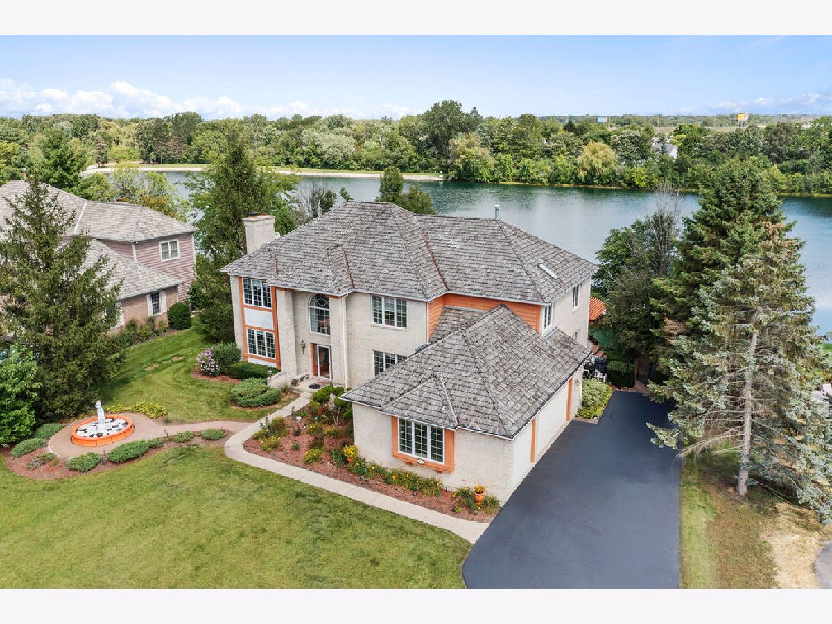  For Sale Libertyville Illinois, 28951 Forest Lake Lane