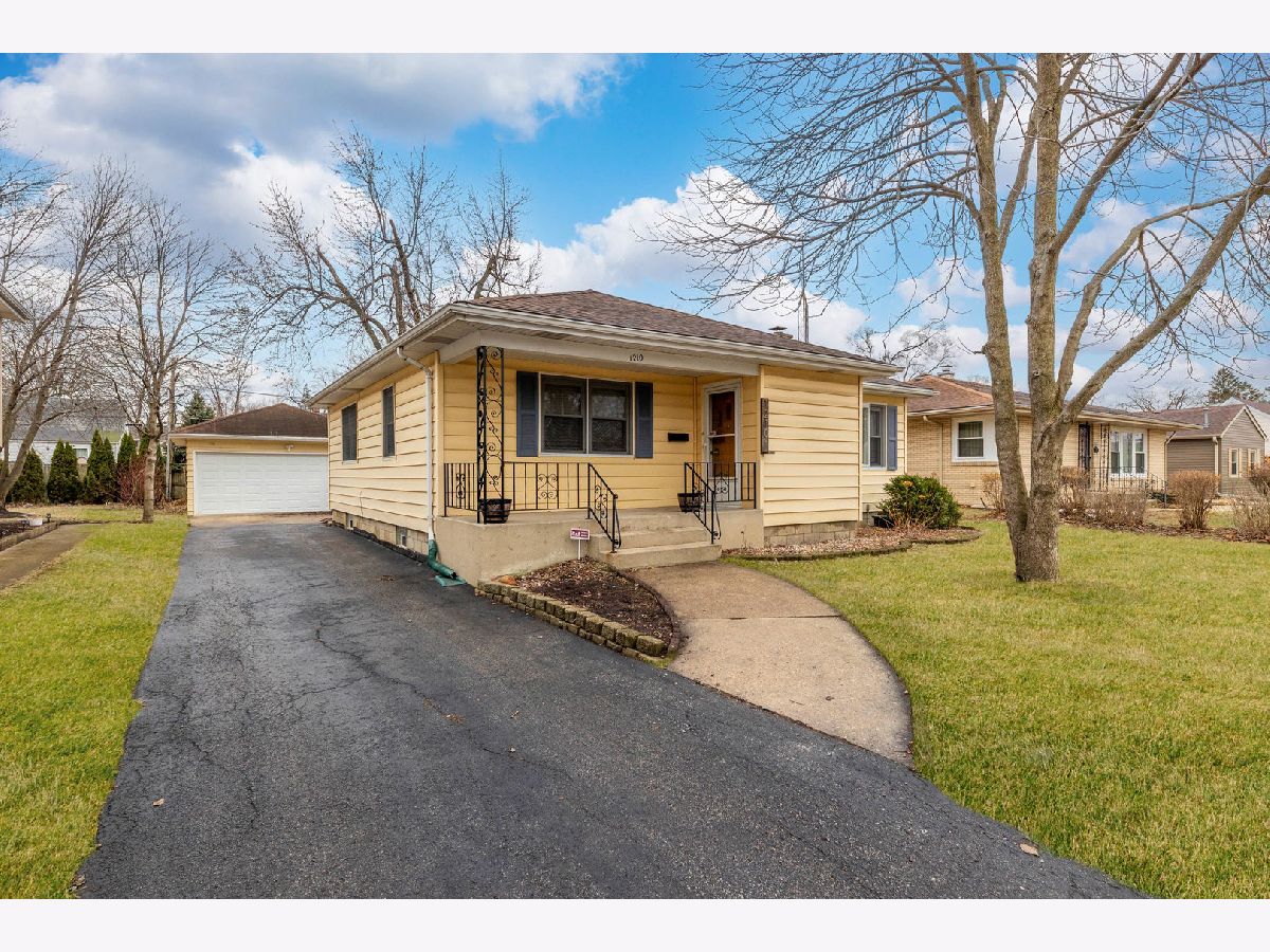  For Sale Joliet Illinois, 1210 Campbell Street