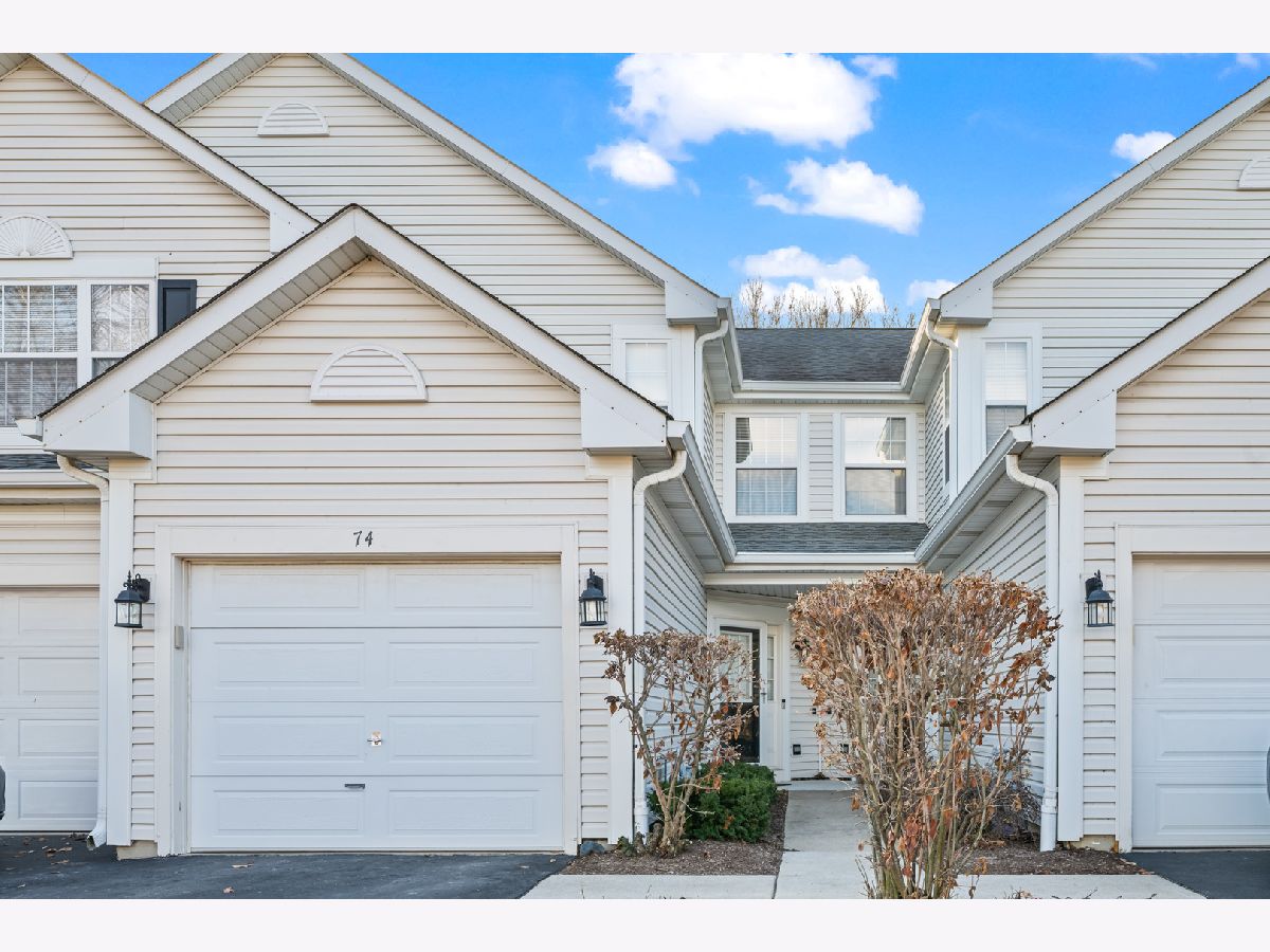  For Sale Lake In The Hills Illinois, 74 Harvest Gate