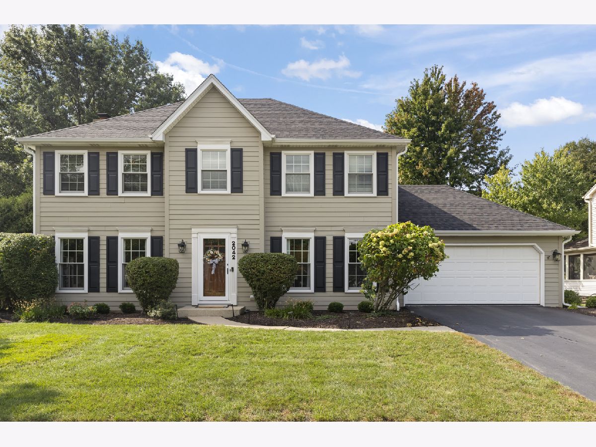  For Sale Wheaton Illinois, 2042 Richton Drive