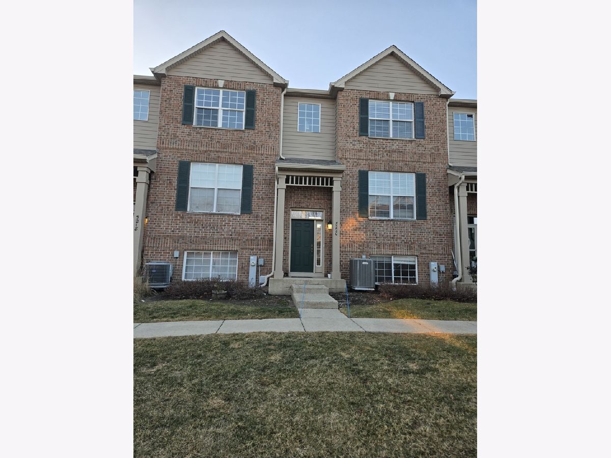  For Sale Mchenry Illinois, 5220 Cobblers Crossing