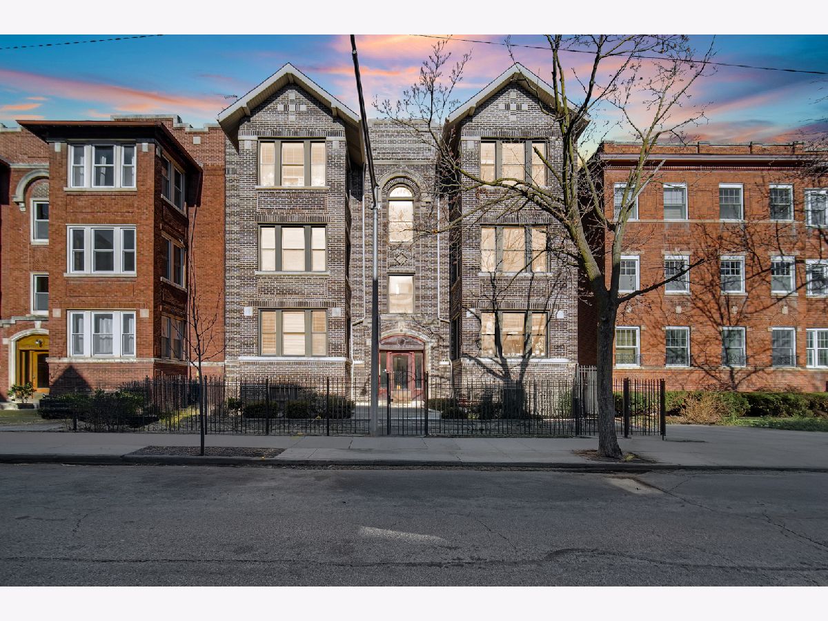  For Sale Chicago Illinois, 840 Gunnison Street