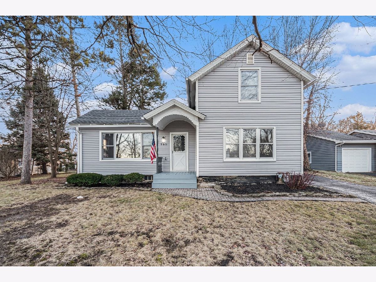  For Sale West Chicago Illinois, 790 Hillview Avenue