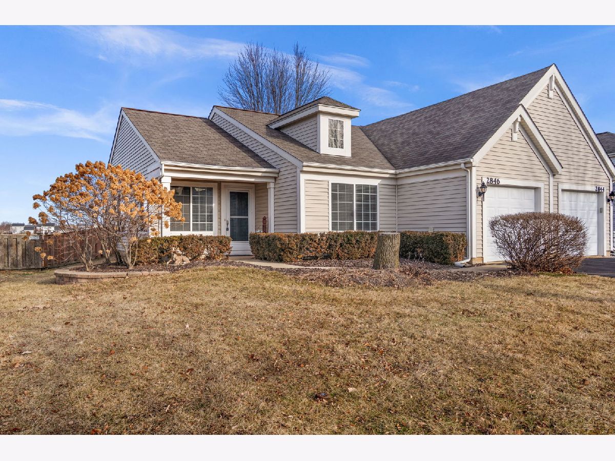 Townhomes & Homes For Sale Montgomery Crossings Montgomery Illinois, 2846 Providence Lane