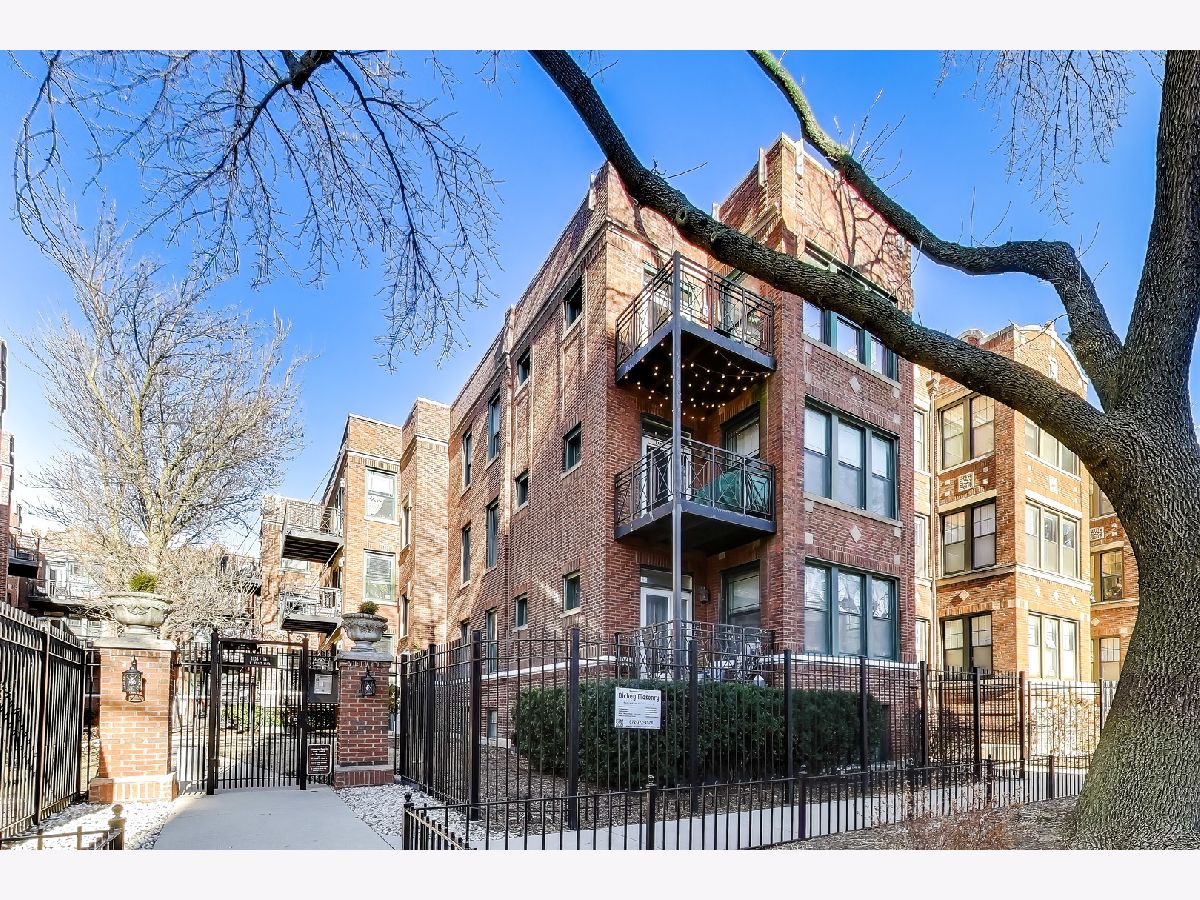  For Sale Chicago Illinois, 1136 Pratt Boulevard