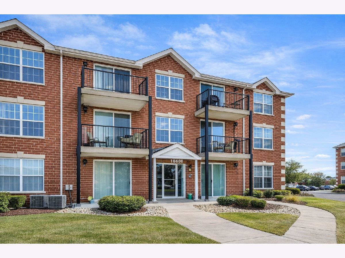  For Sale Orland Park Illinois, 16600 Liberty Circle