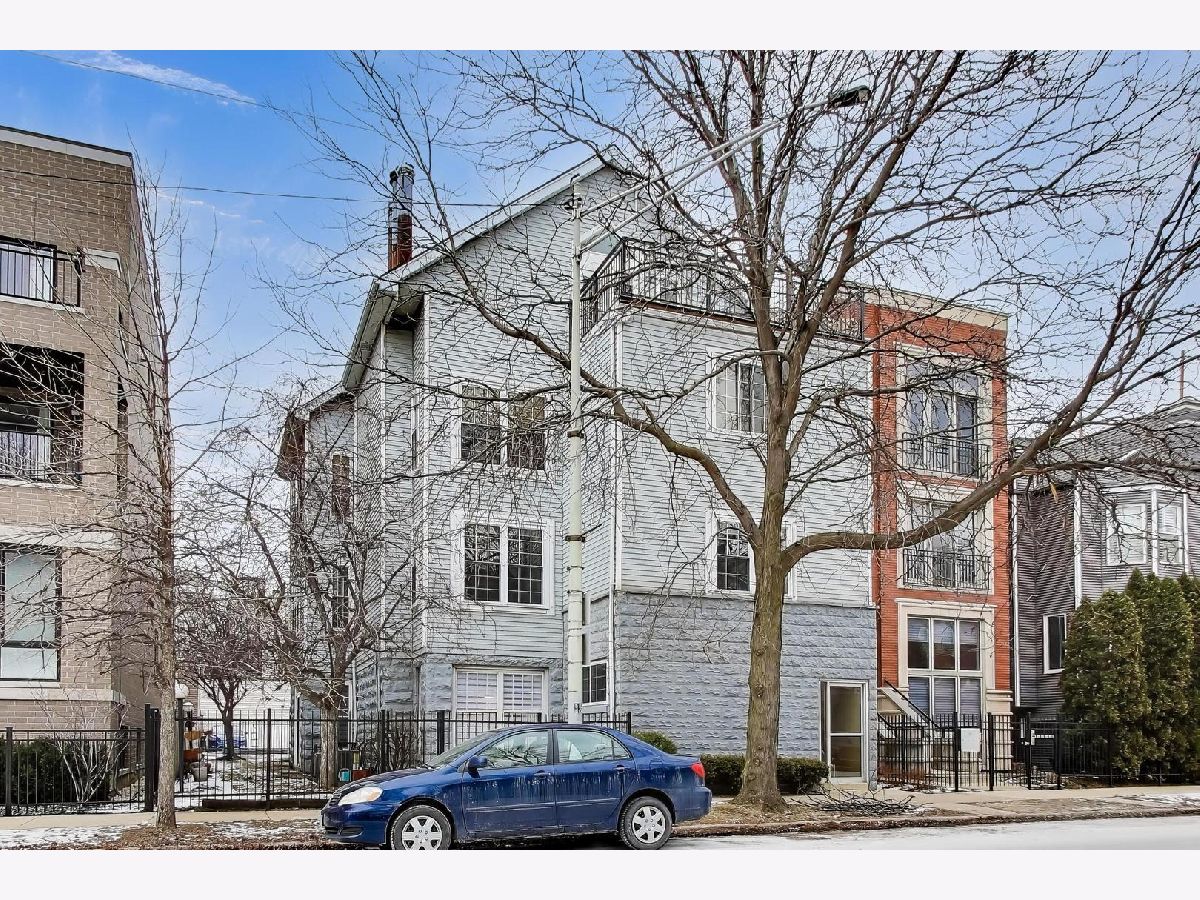  Rented Chicago Illinois, 1640 Diversey