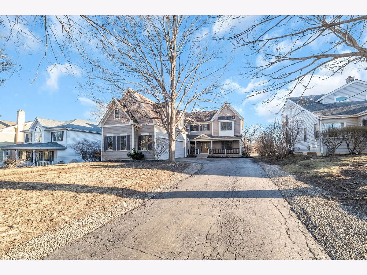  For Sale Libertyville Illinois, 141 Walnut Street
