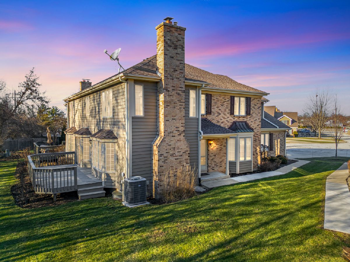 Townhomes & Homes For Sale Winfield Ridge Winfield Illinois, 1N020 Prairie Path Lane