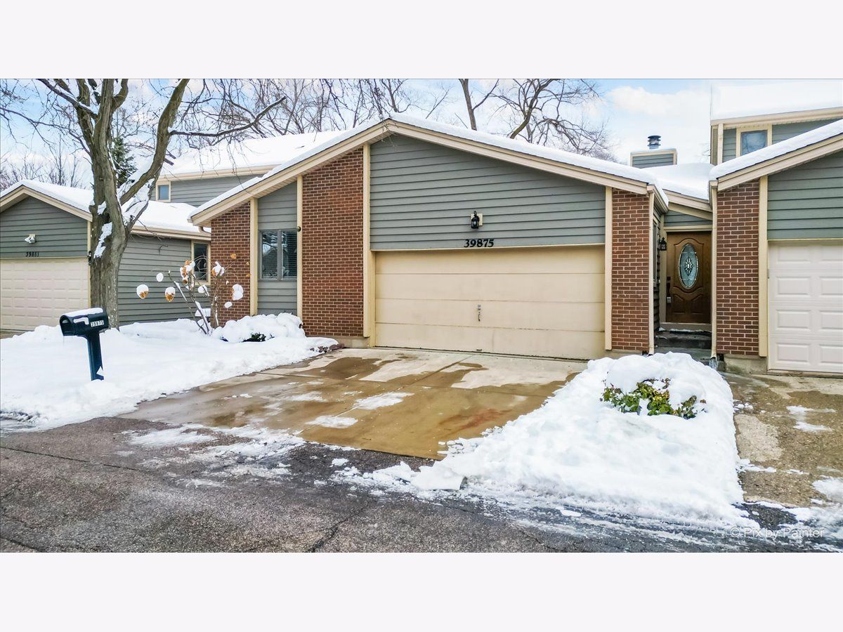  For Sale Antioch Illinois, 39875 Golf Lane