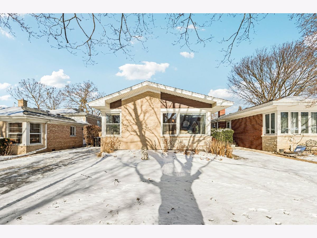  For Sale Evanston Illinois, 1811 South Boulevard