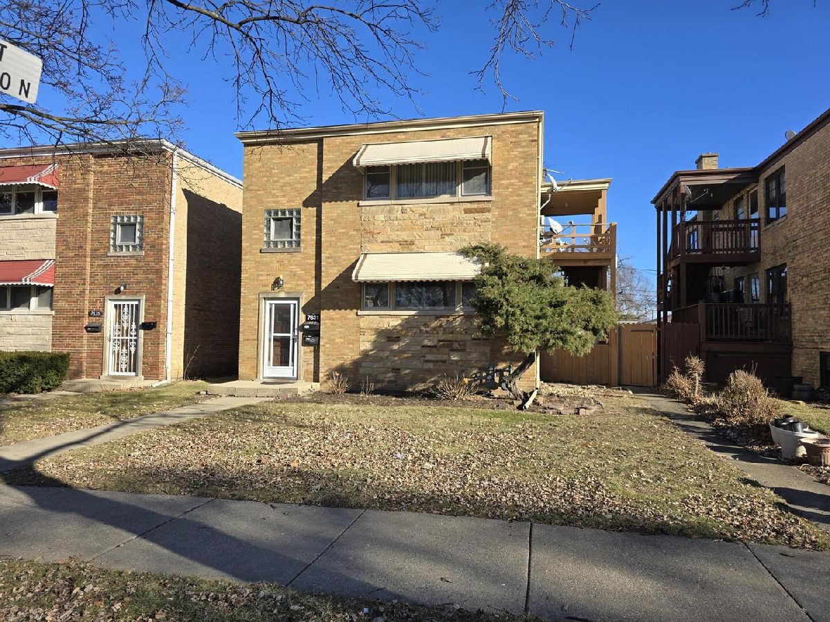  For Sale Skokie Illinois, 7631 Knox Avenue