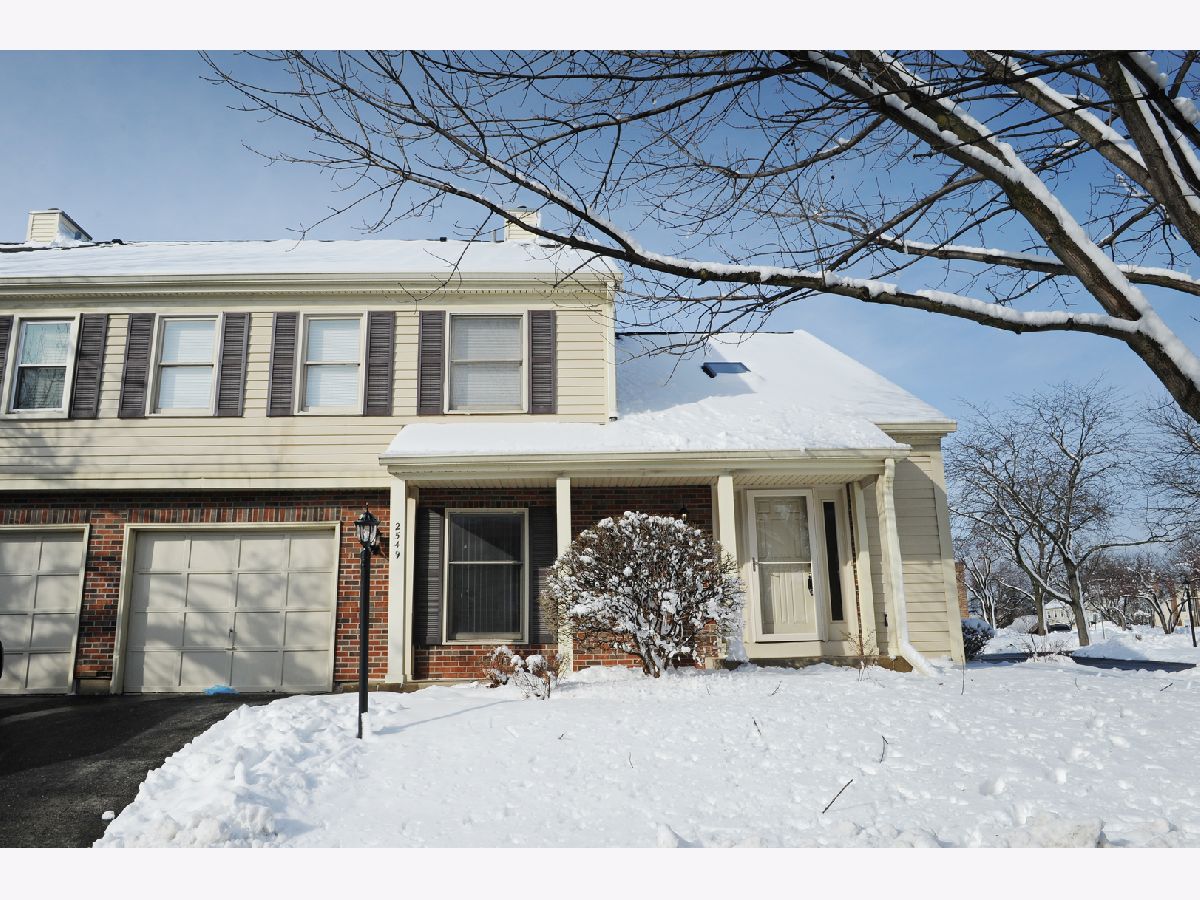  For Rent Schaumburg Illinois, 2549 College Hill