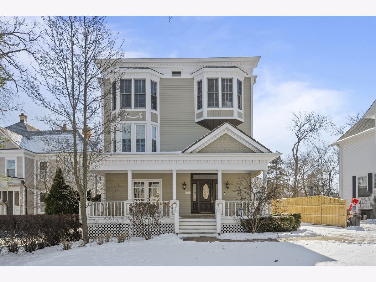  For Sale Lake Forest Illinois, 399 Deerpath Road