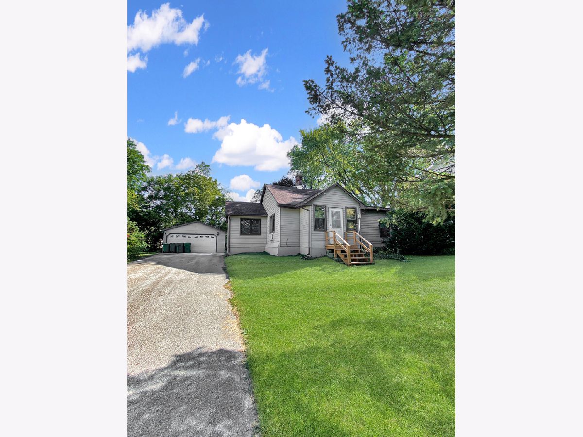  For Sale Fox Lake Illinois, 11 Lake Avenue