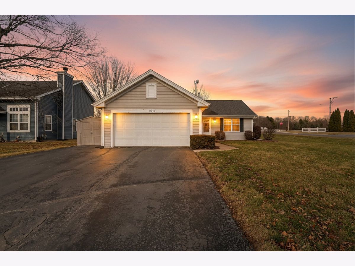  For Sale Byron Illinois, 1903 Silverthorn Drive