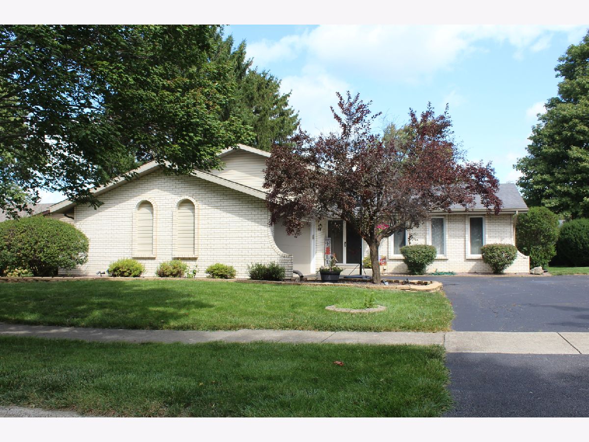  For Sale Beecher Illinois, 617 Melrose Lane