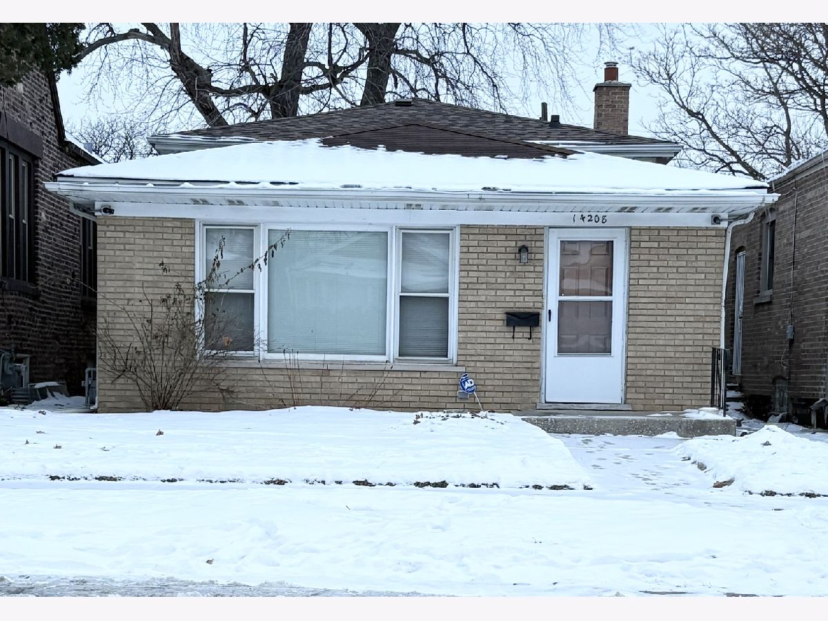 Homes & Condos & Townhomes For Sale Ivanhoe Riverdale Illinois, 14208 Lowe Avenue