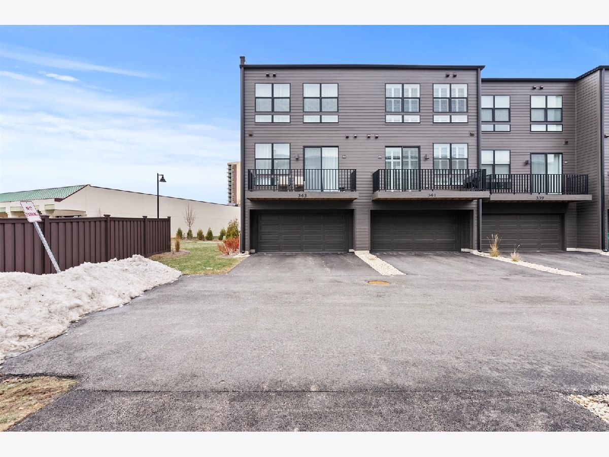  For Rent Lombard Illinois, 343 Summit Circl Summit