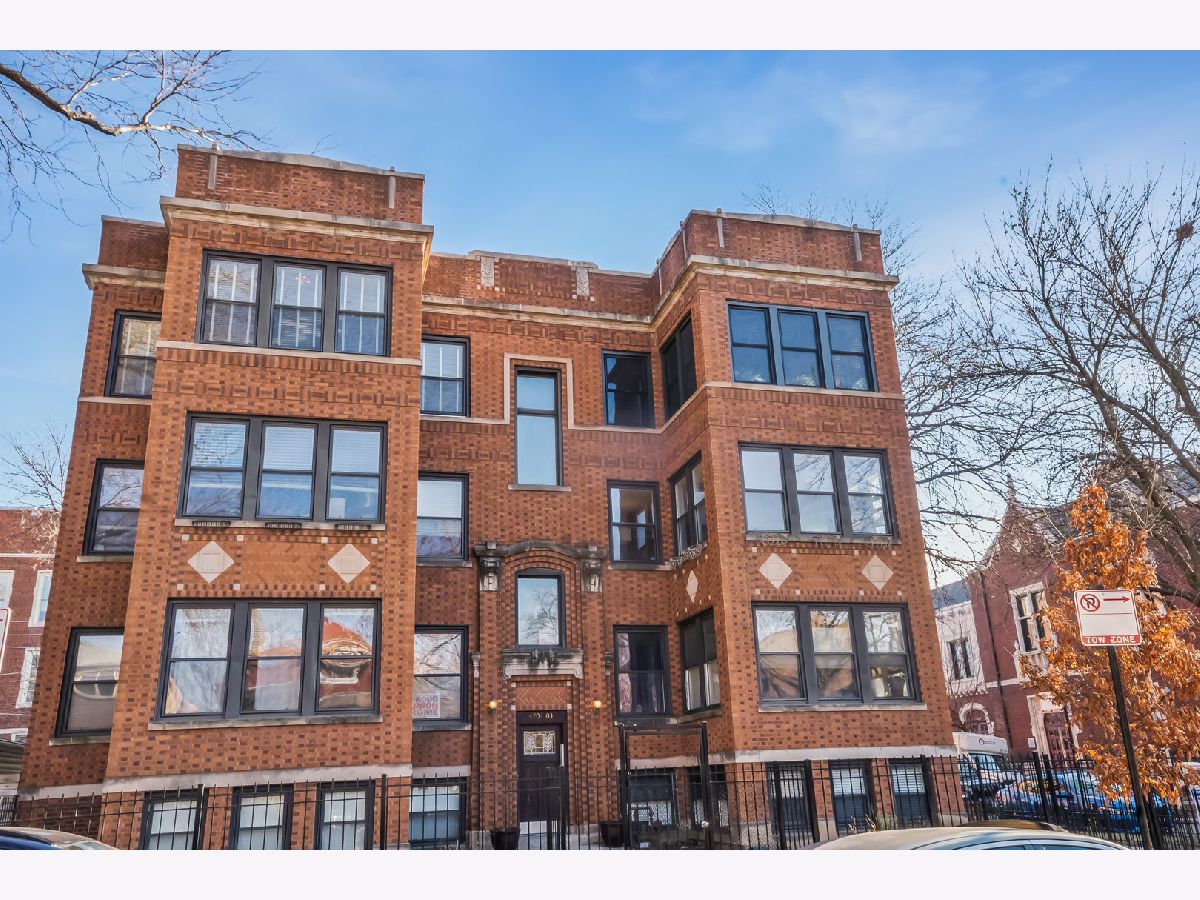  For Sale Chicago Illinois, 6703 Bosworth Avenue