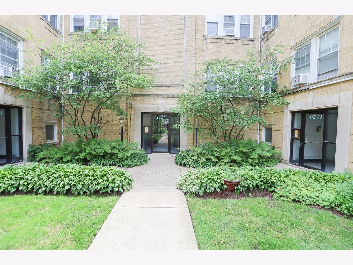  For Rent Chicago Illinois, 2453 Gunnison