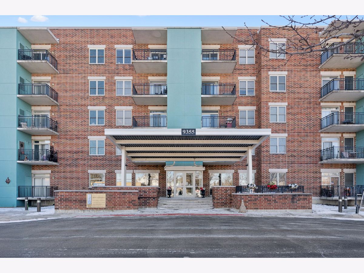  For Sale Schiller Park Illinois, 9355 Irving Park Road