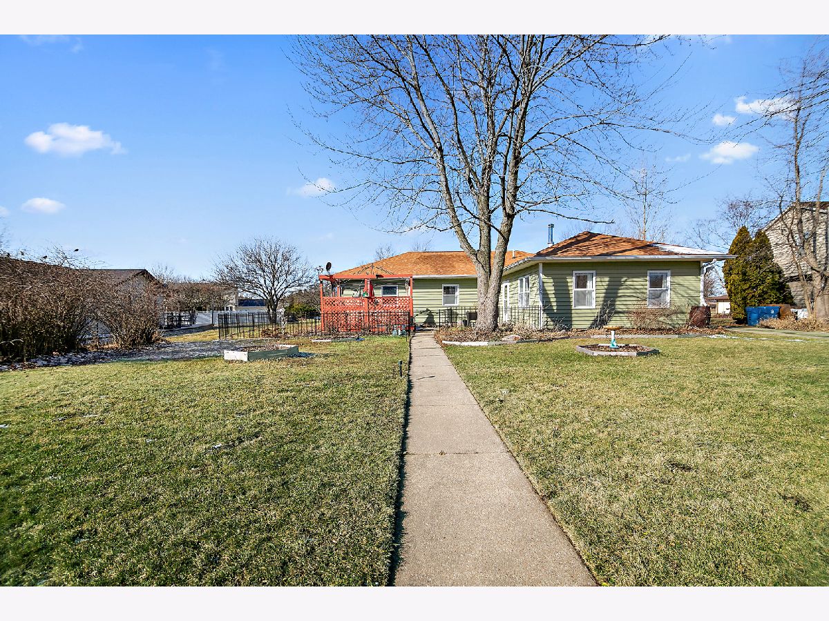  For Sale Cabery Illinois, 123 Crescent Lane