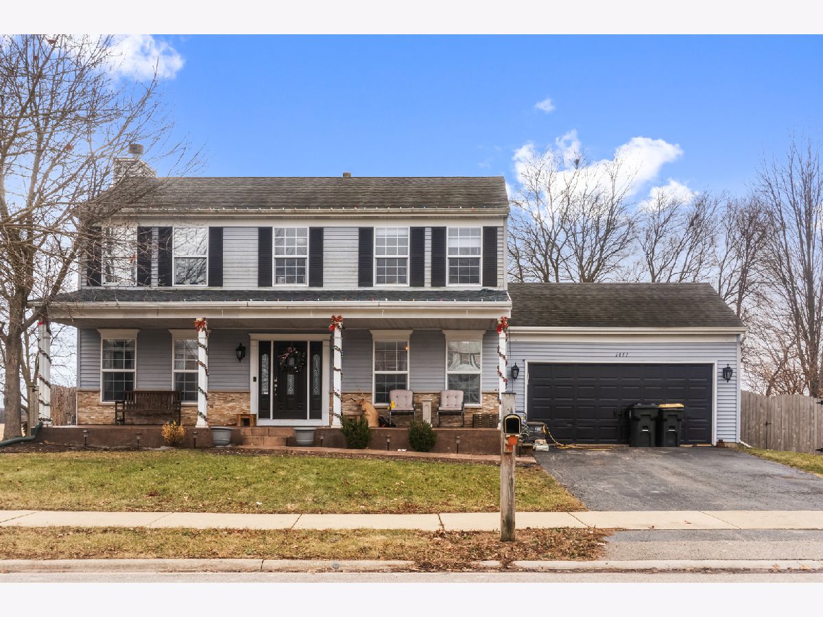 Townhomes & Homes For Sale Fox Hill Yorkville Illinois, 1411 Chestnut Lane