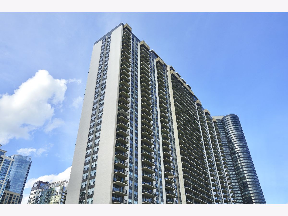  Rented Chicago Illinois, 400 Randolph