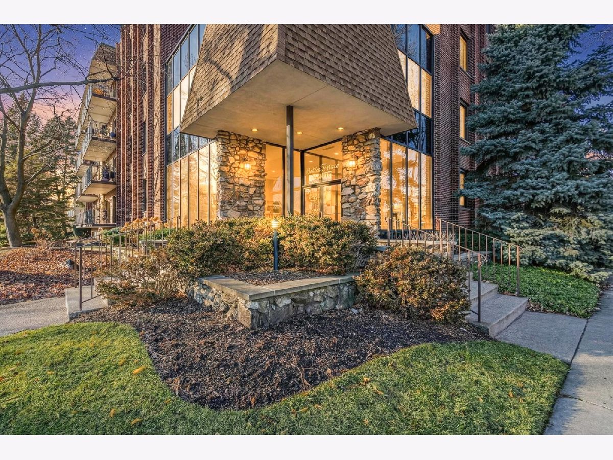  For Sale Skokie Illinois, 5200 Oakton Street