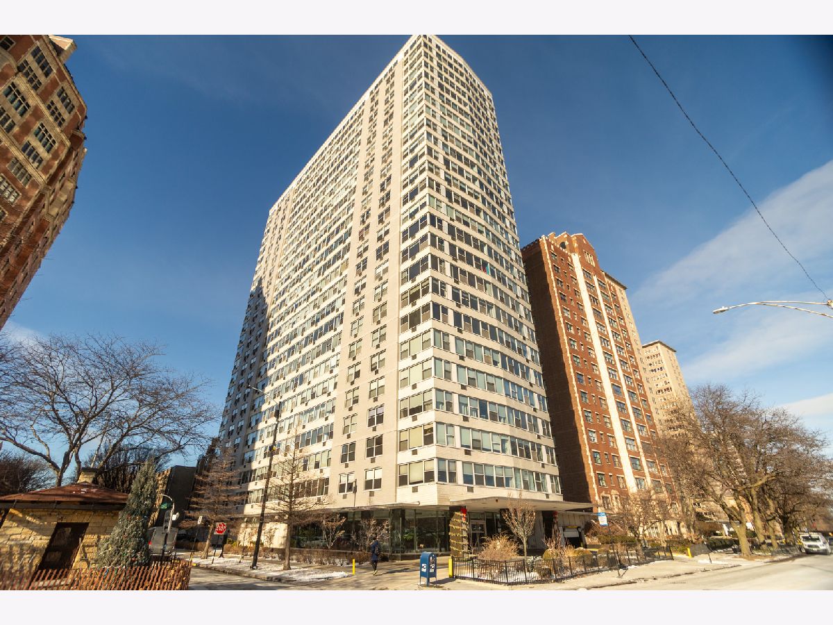 For Sale Chicago Illinois, 3900 Lake Shore Drive