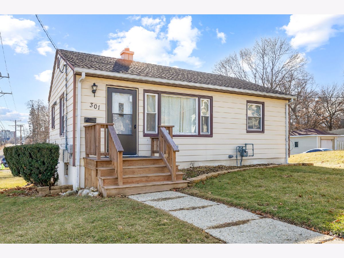  For Rent Elgin Illinois, 301 Mill