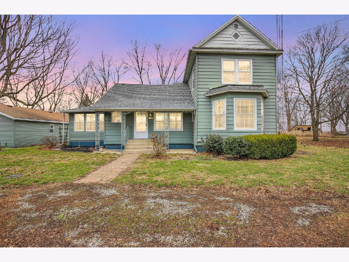  For Sale Sadorus Illinois, 112 North Front Street