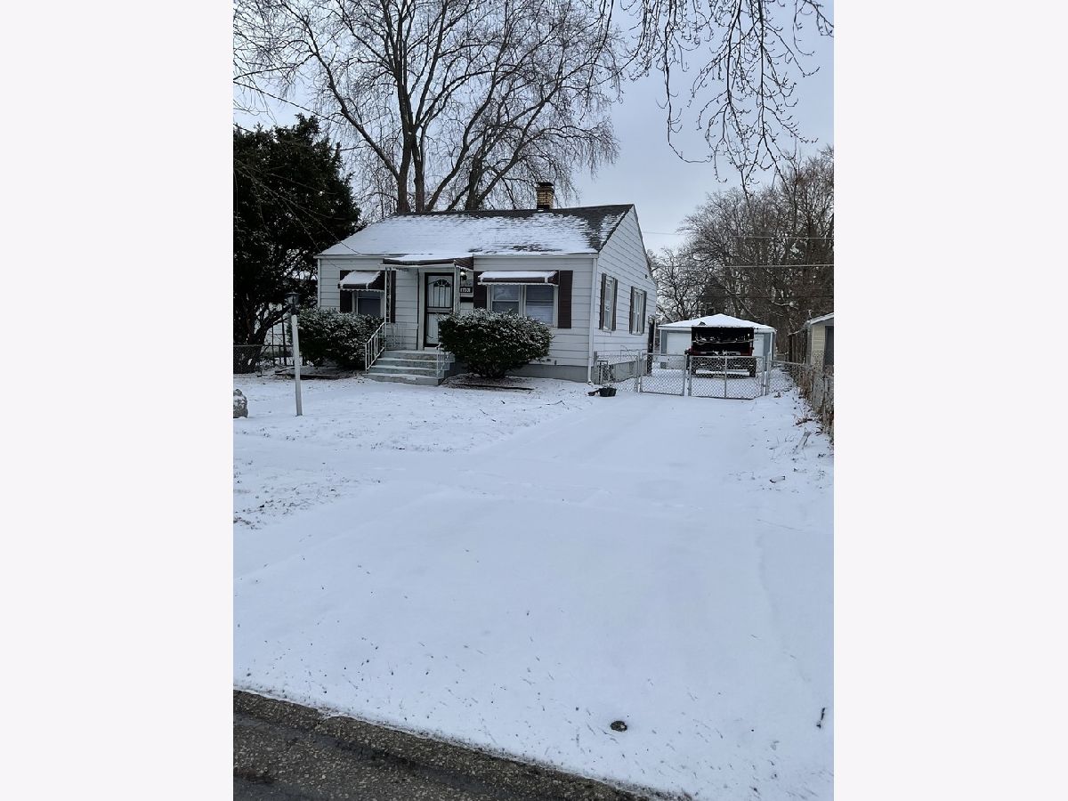  For Sale Hazel Crest Illinois, 17031 Trapet Avenue