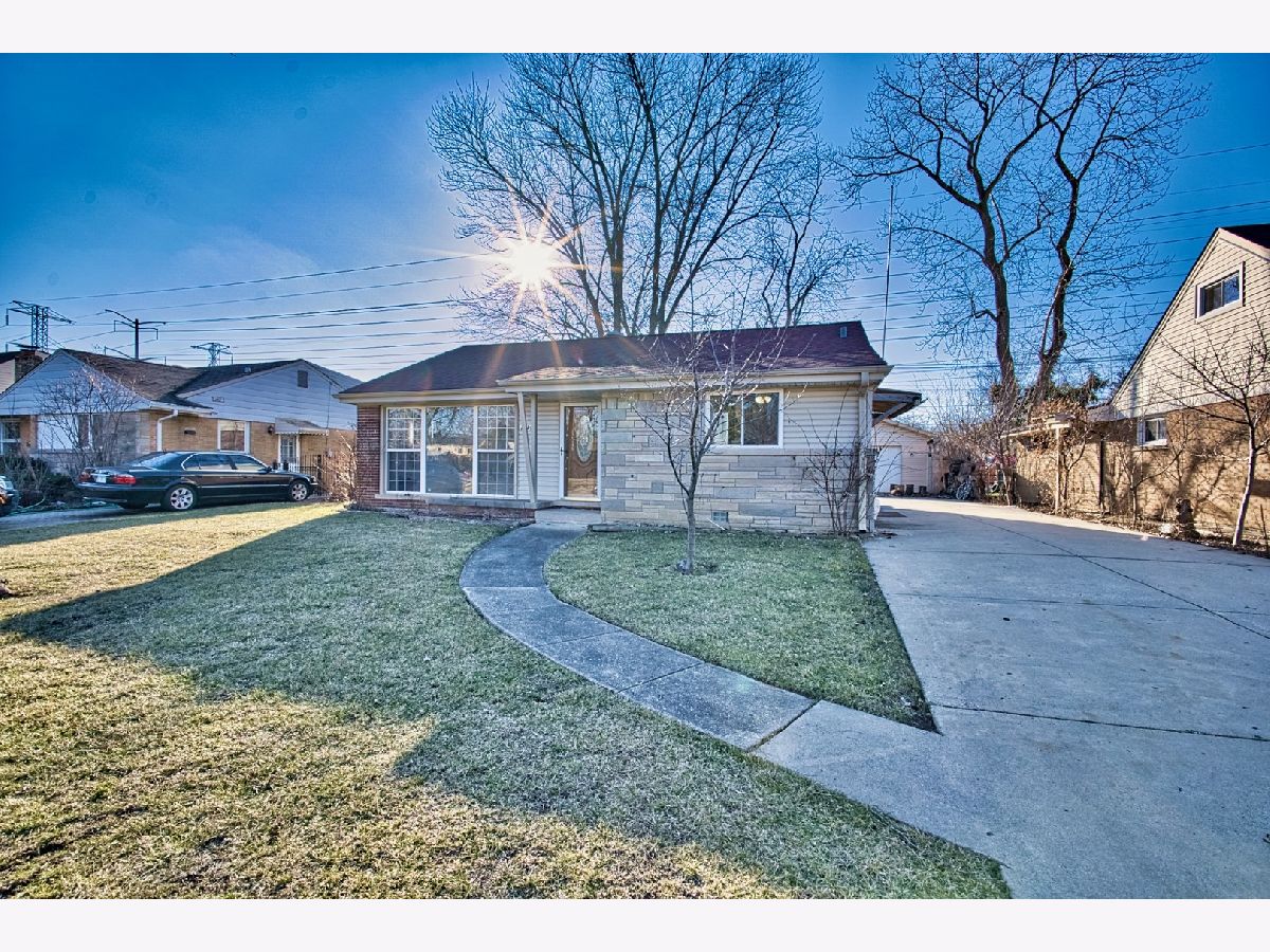  For Rent Lincolnwood Illinois, 7014 Kilbourn