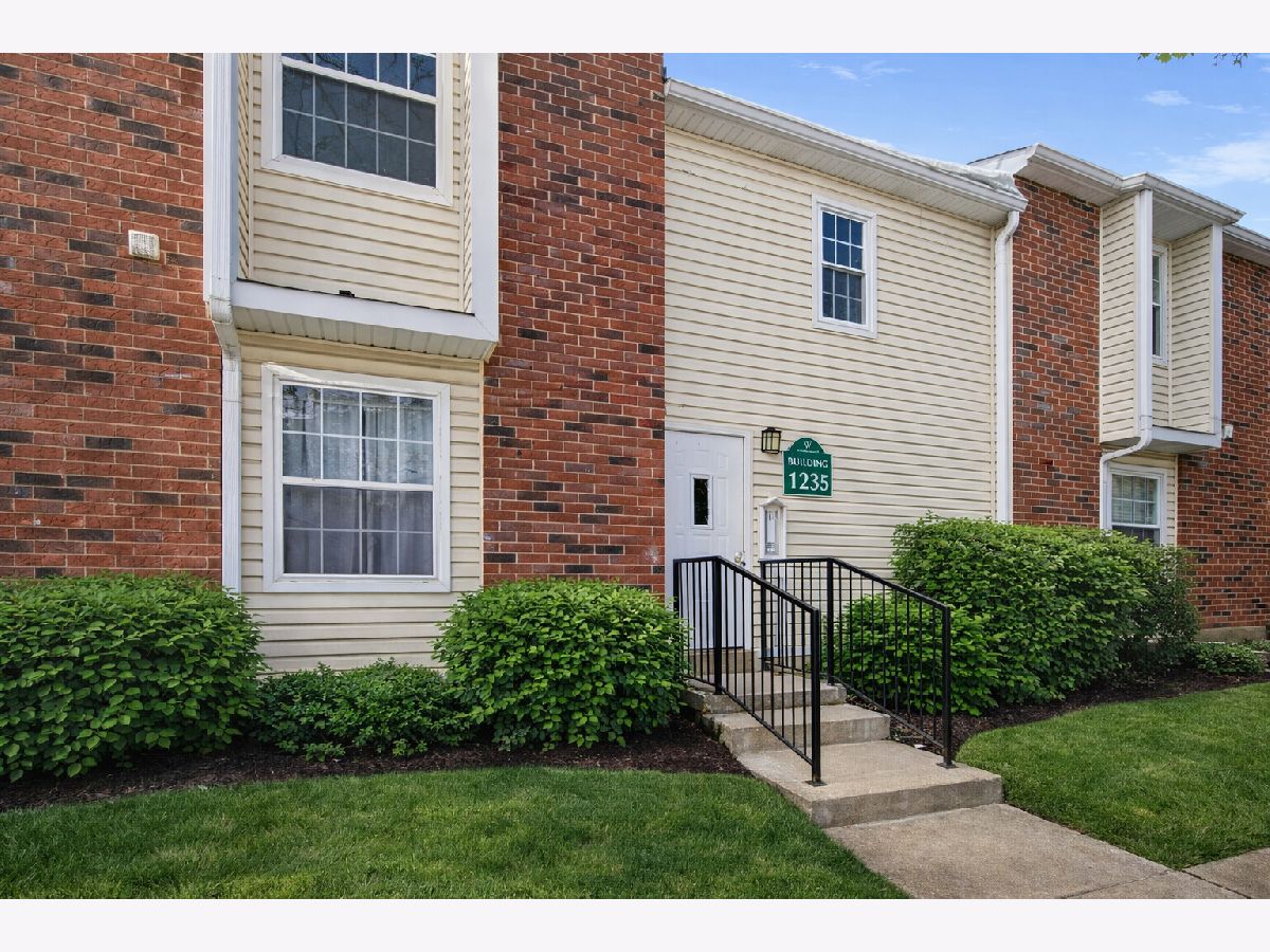  For Sale Palatine Illinois, 1235 Wyndham Court