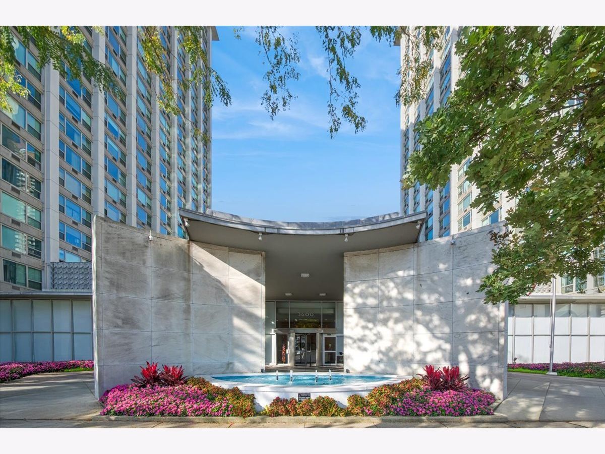  For Rent Chicago Illinois, 3600 Lake Shore