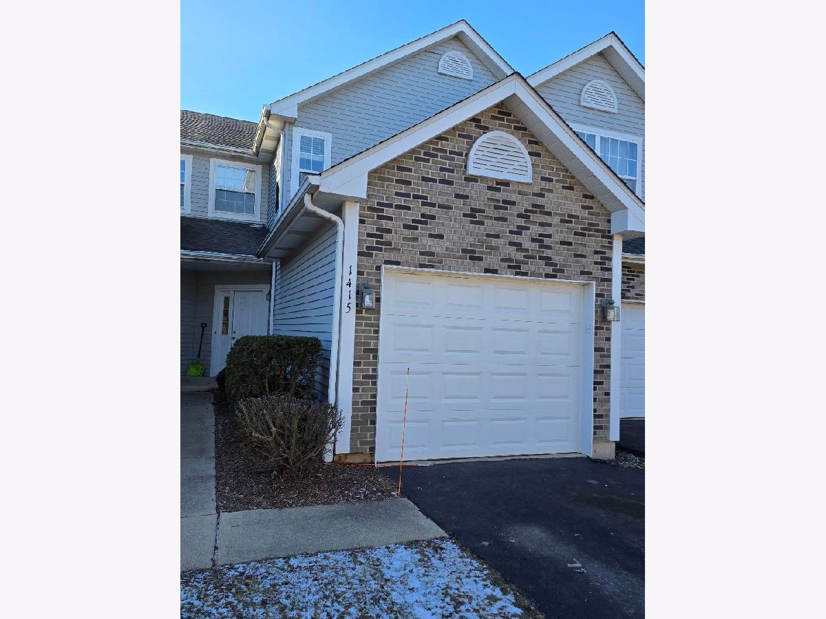  For Sale Yorkville Illinois, 1415 Cottonwood Trail