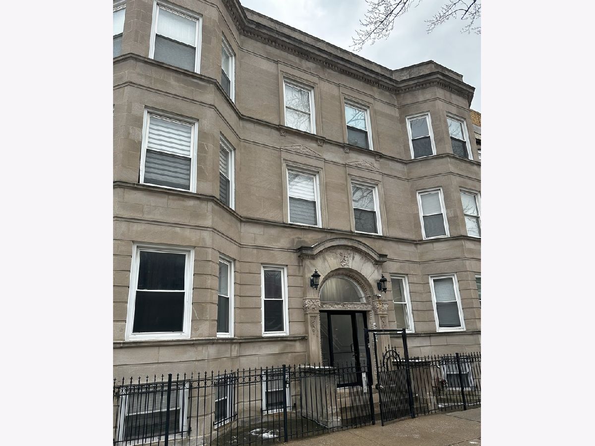  Rented Chicago Illinois, 5837 Calumet