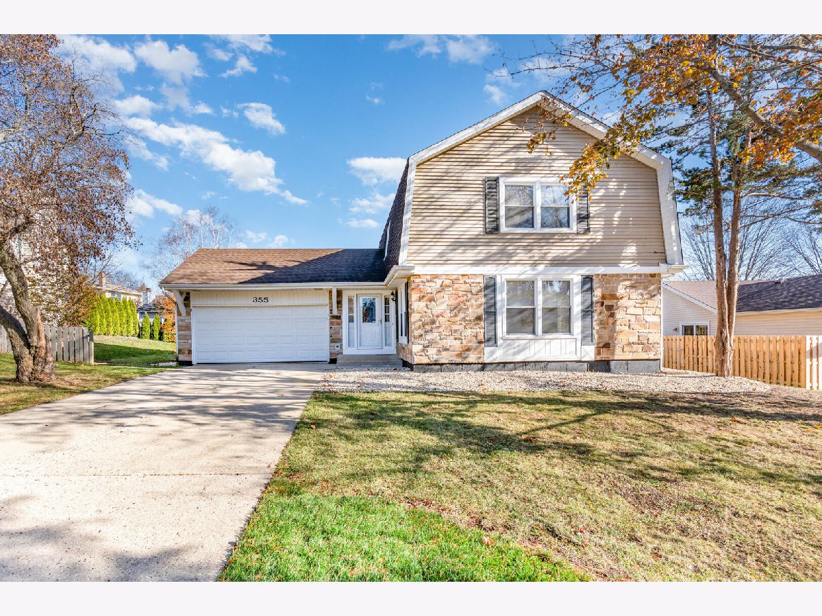 Homes For Rent High Hill Farms Algonquin Illinois, 355 Crestwood