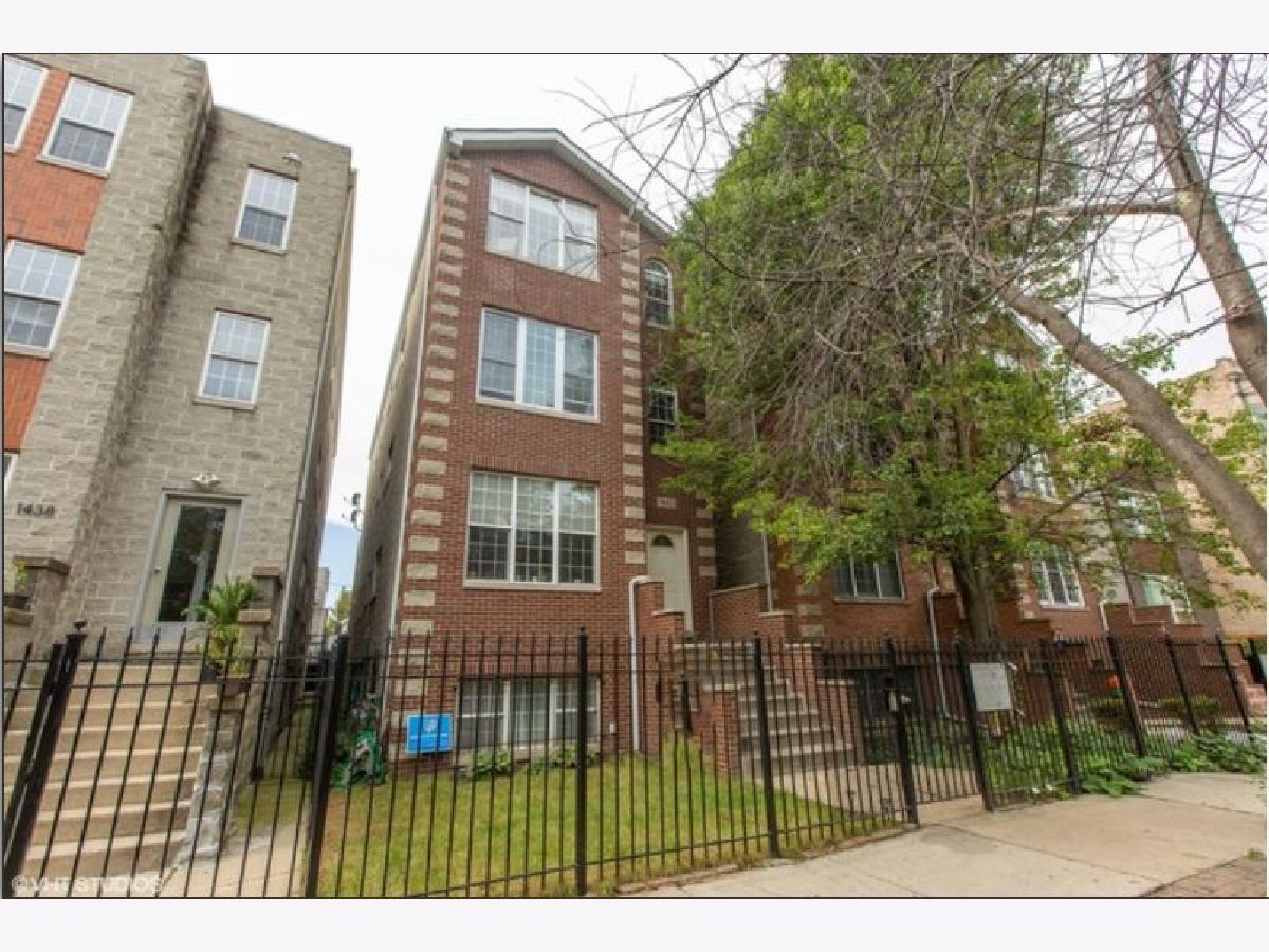  Rented Chicago Illinois, 1440 Campbell