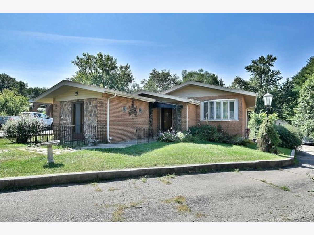  For Sale Medinah Illinois, 7N040 Eagle Terrace