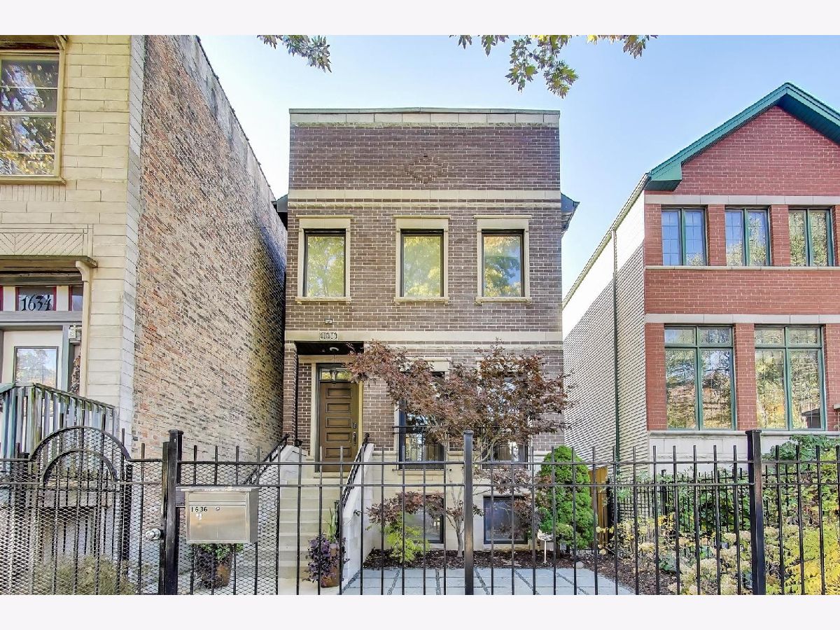  For Sale Chicago Illinois, 1636 Artesian Avenue