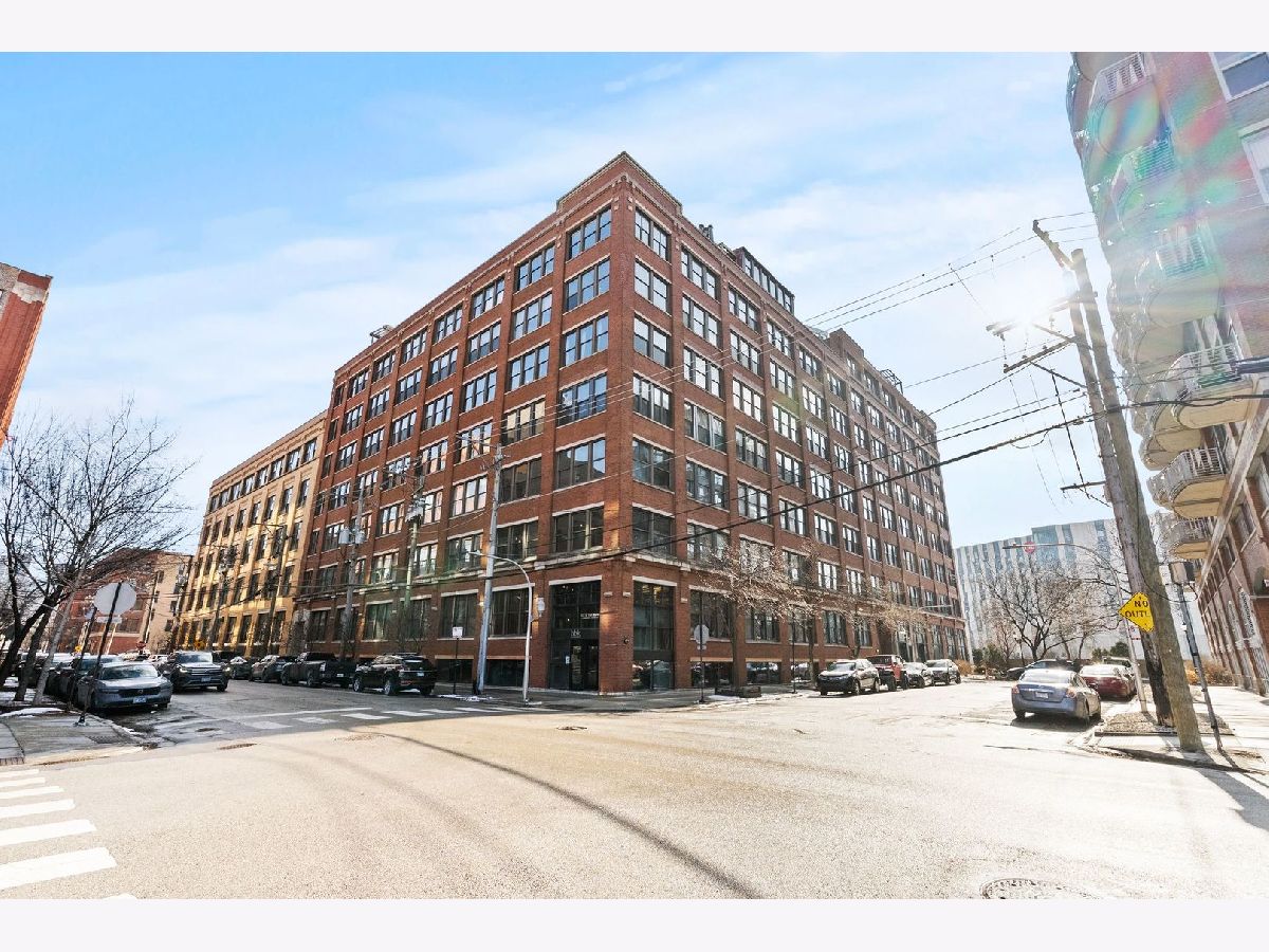  For Sale Chicago Illinois, 913 Van Buren Street