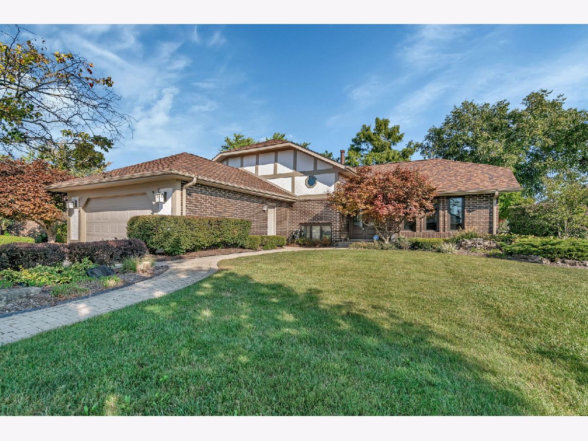  For Sale Orland Park Illinois, 8134 Uxbridge Drive