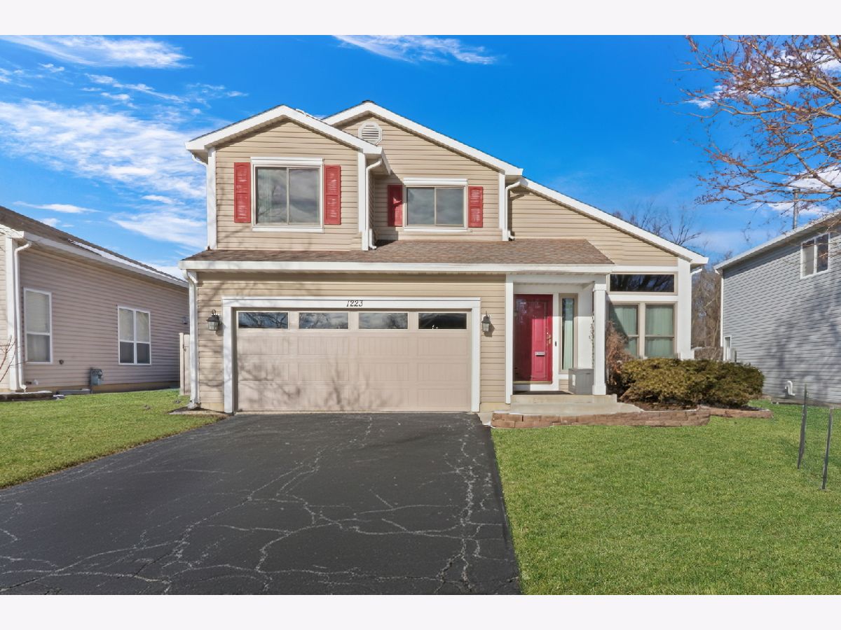  For Rent Waukegan Illinois, 1223 Elder