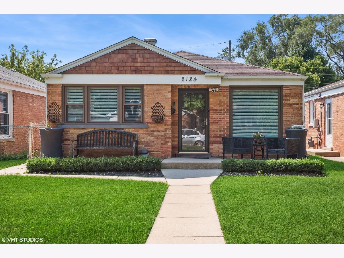  For Sale Evanston Illinois, 2124 Seward Street