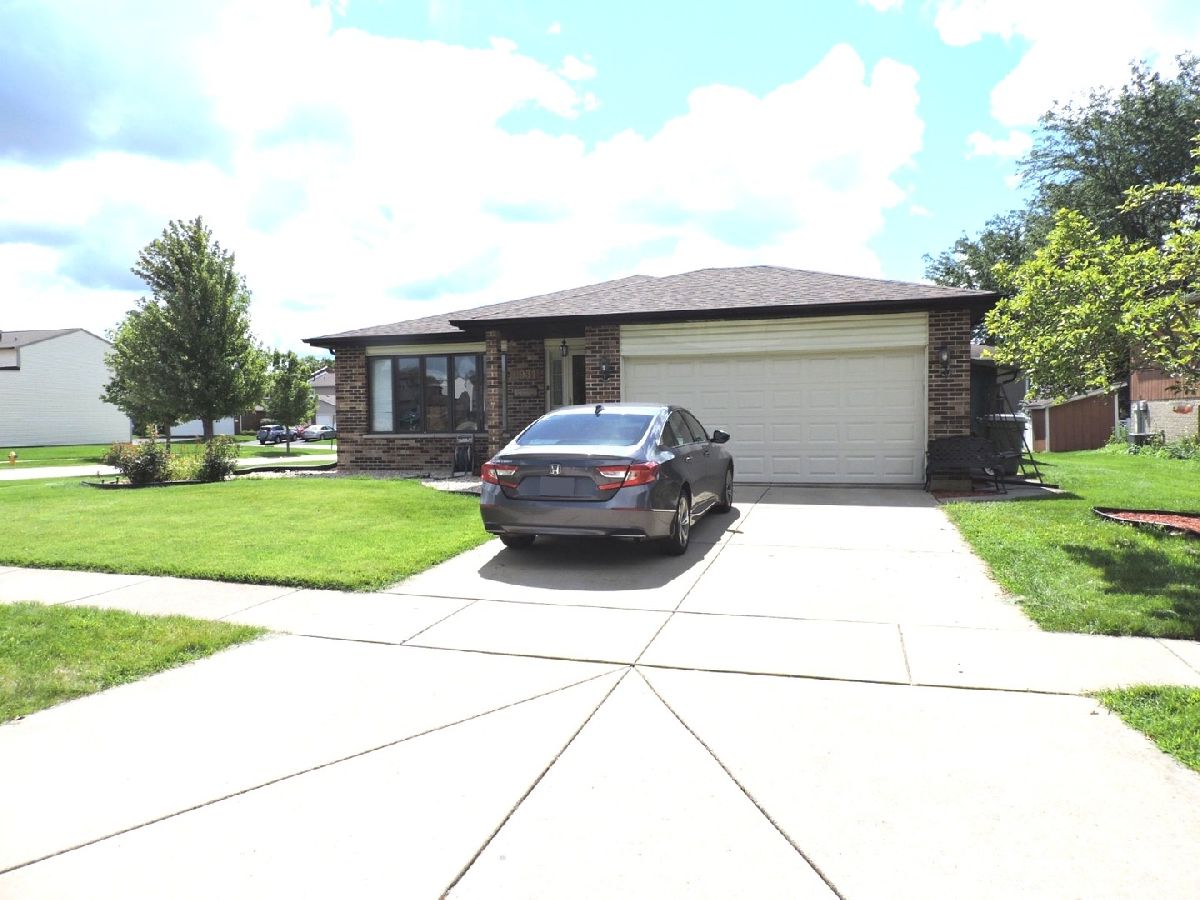  For Sale Tinley Park Illinois, 6931 Coachwood Trail