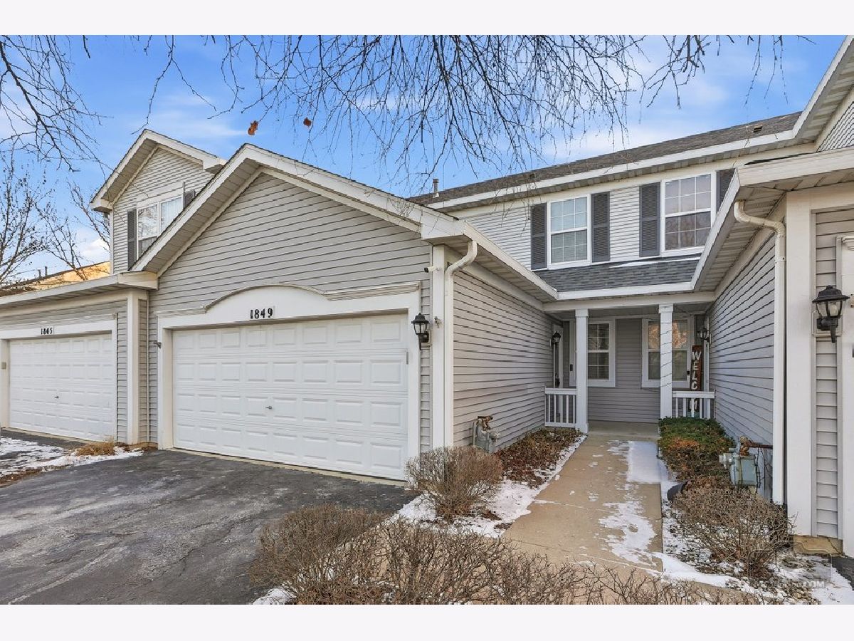  For Sale Romeoville Illinois, 1849 Wentworth Circle
