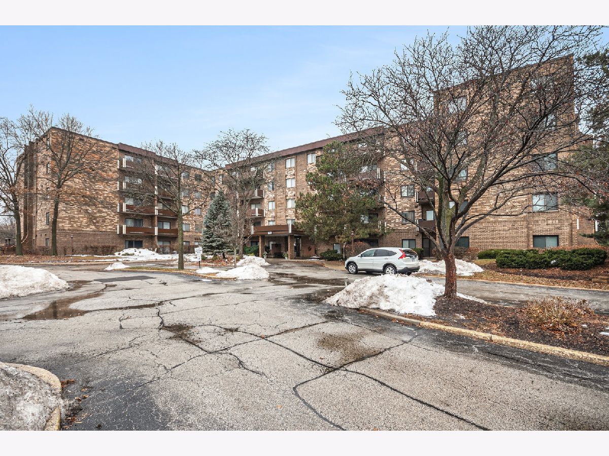  For Sale Elk Grove Village Illinois, 700 Wellington Avenue